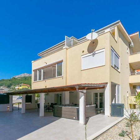 Apartment Dora Дуче Экстерьер фото
